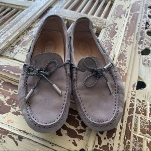 Tods Leather Loafers